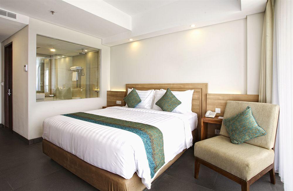 Paragon Hotel Seminyak Εξωτερικό φωτογραφία