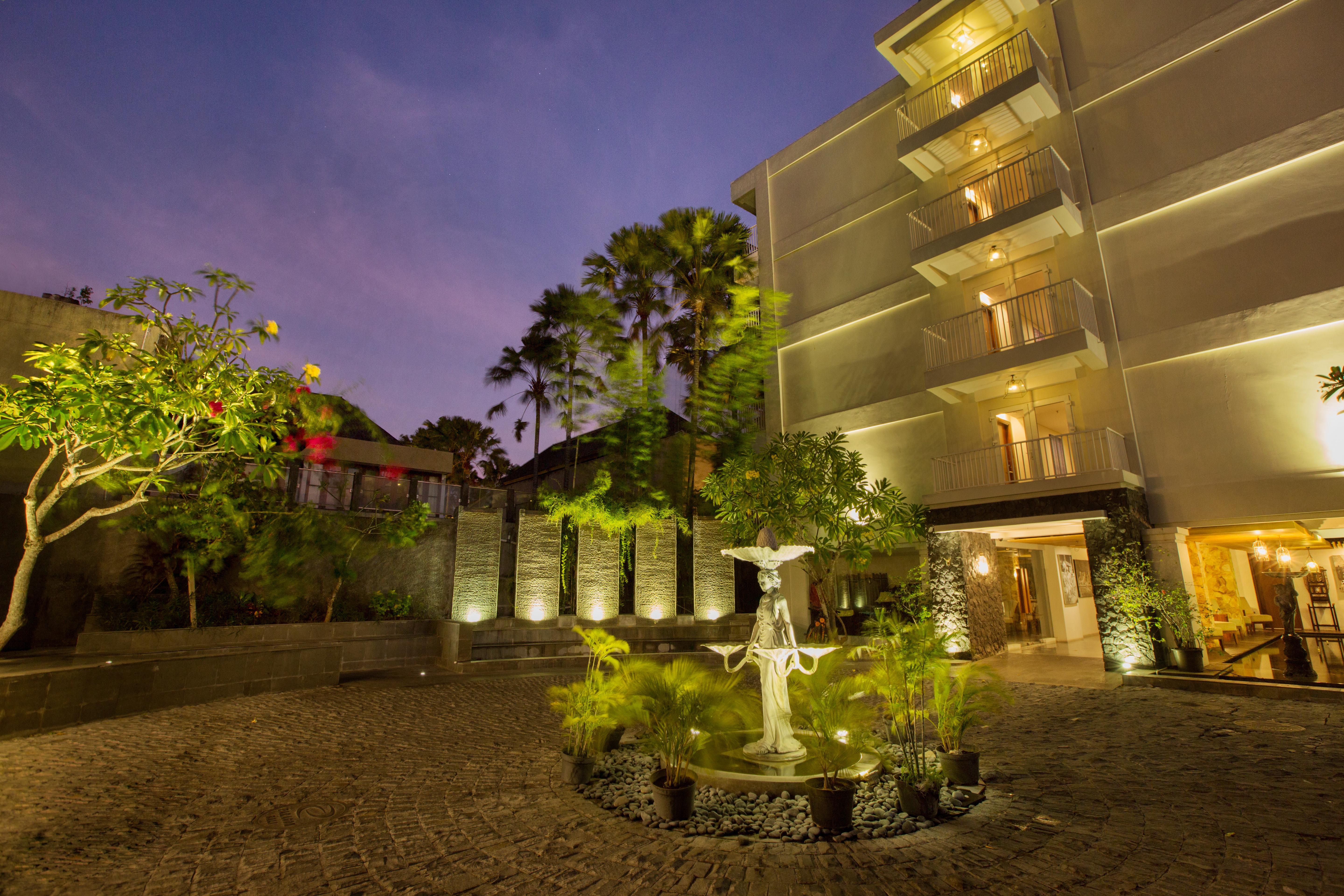 Paragon Hotel Seminyak Εξωτερικό φωτογραφία
