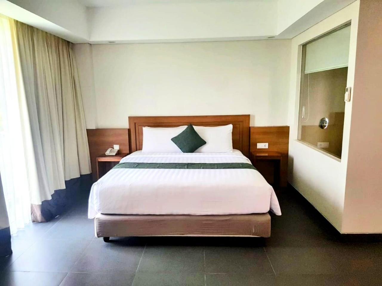 Paragon Hotel Seminyak Εξωτερικό φωτογραφία