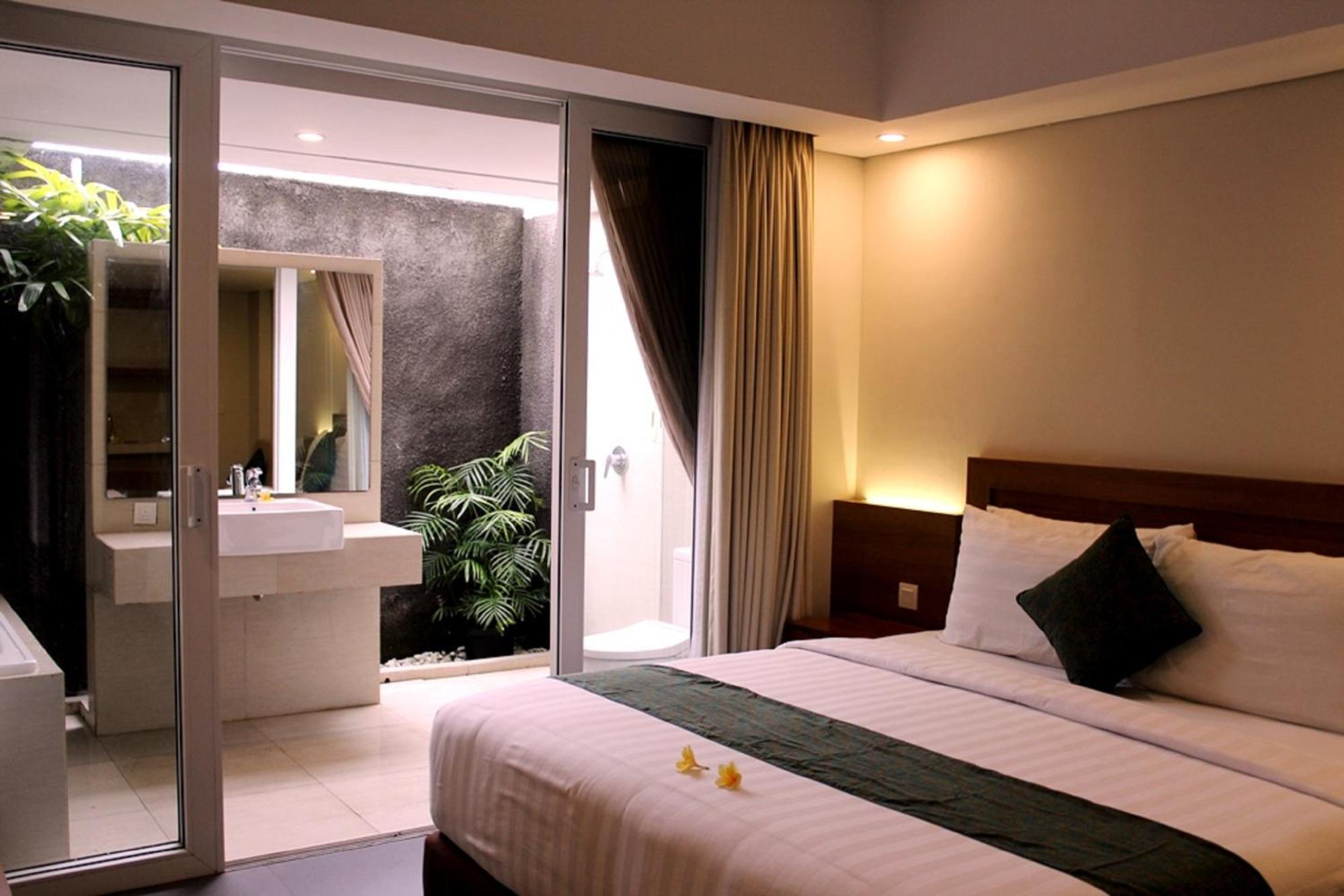 Paragon Hotel Seminyak Εξωτερικό φωτογραφία